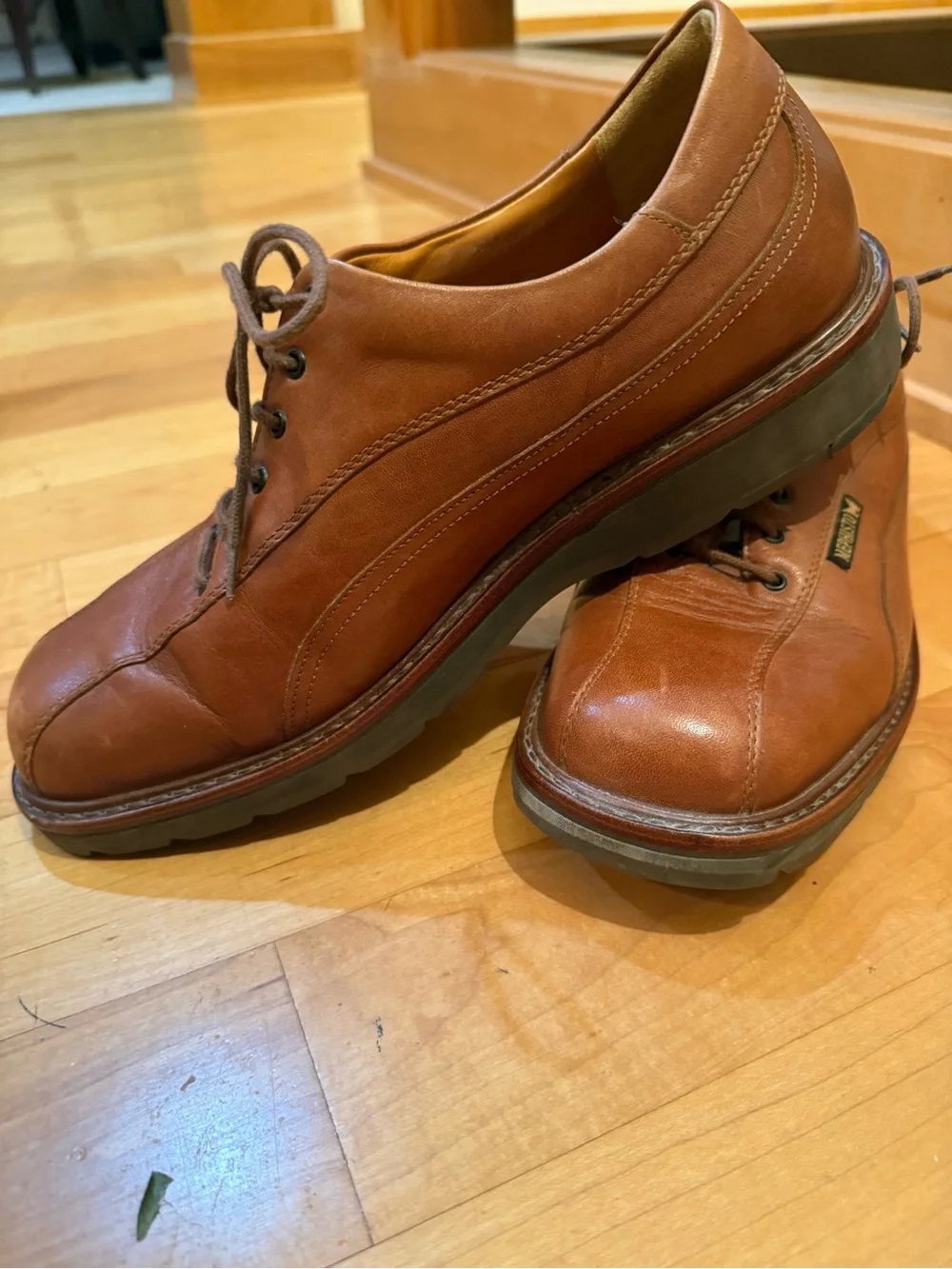 Mephisto Men's Tan-Brown Leather Lace-Up Oxfords